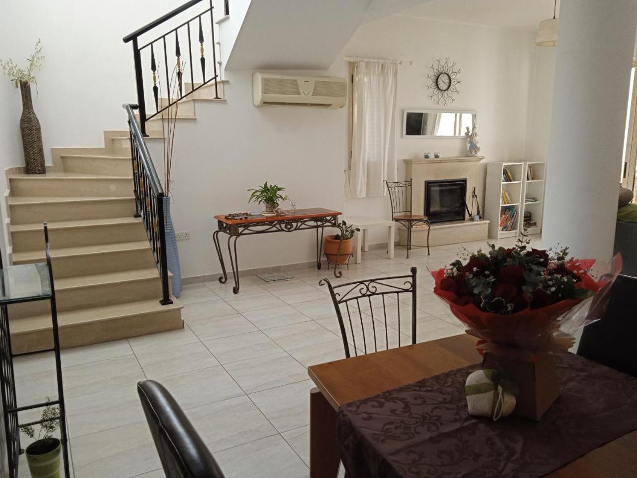 Zenberry House Apartment Mandria  Exterior foto